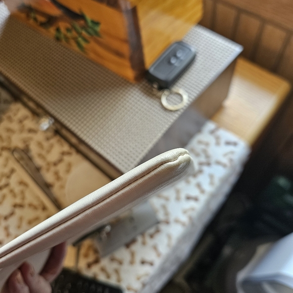 Coach White Leather Pouch Snoopy X Rare - Picture 14 of 14